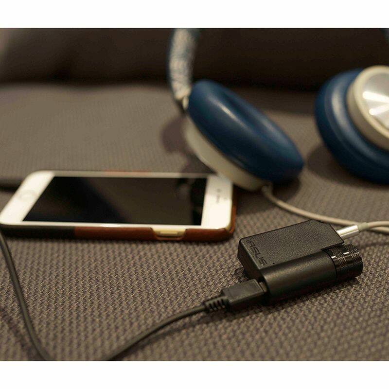 iASUS EAR3 Amplifier with earphones and phone