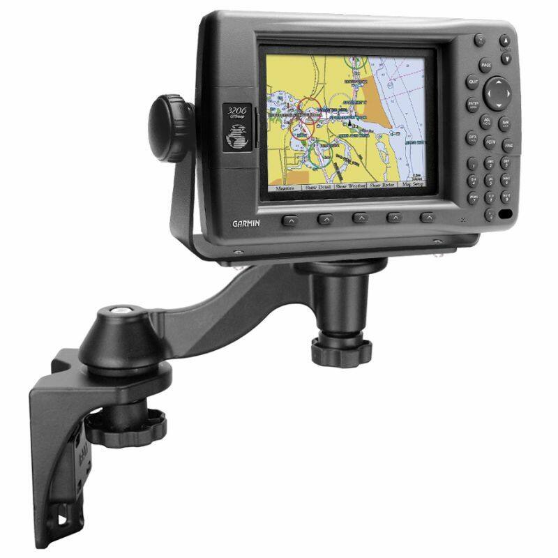 RAM-109VU RAM® Vertical 6" Swing Arm Mount with Garmin chartplotter