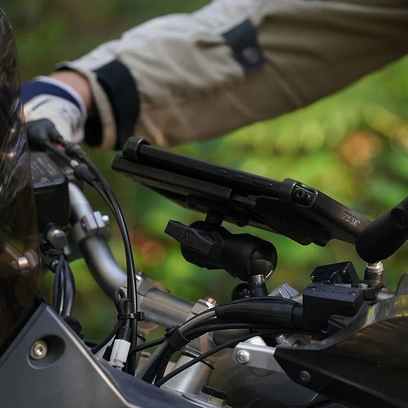RAM U-Bolt Rail Handlebar Base with Short Arm and Round Base - C series