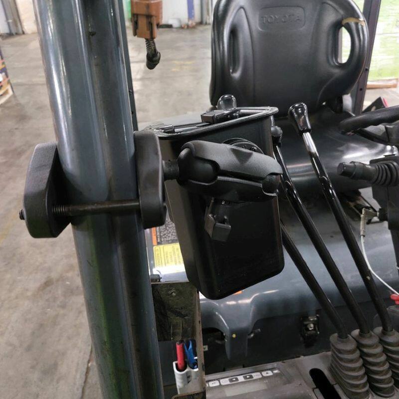 RAM-450-101U-247-4 scanner bucket and large post clamp installed on forklift