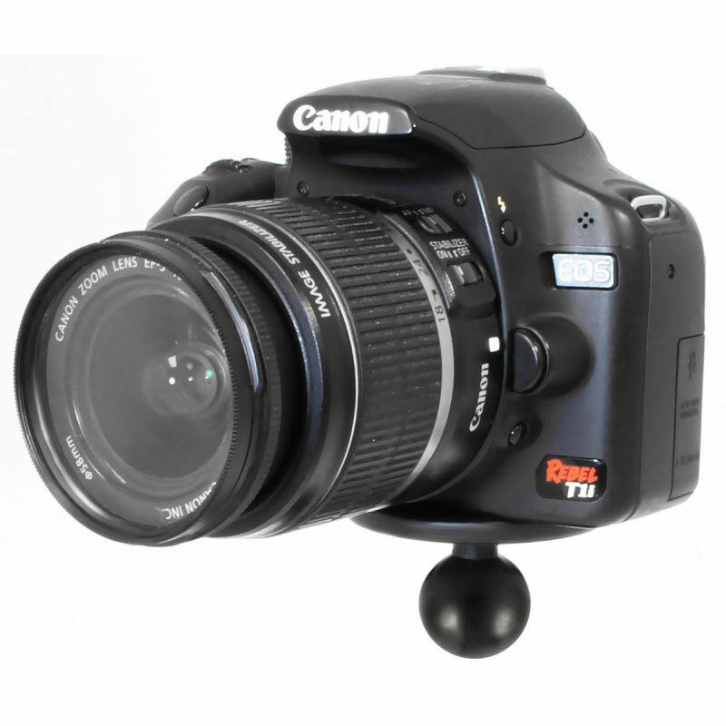 RAP-B-202AU RAM® Round Plate with 1/4"-20 Stud with SLR camera