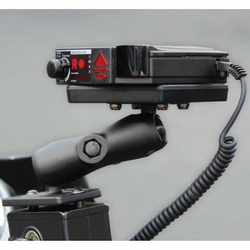 RAM-B-300-345-202-201U RAM Magnetic Power Plate™ III with Centered Reservoir Cover Base Mount