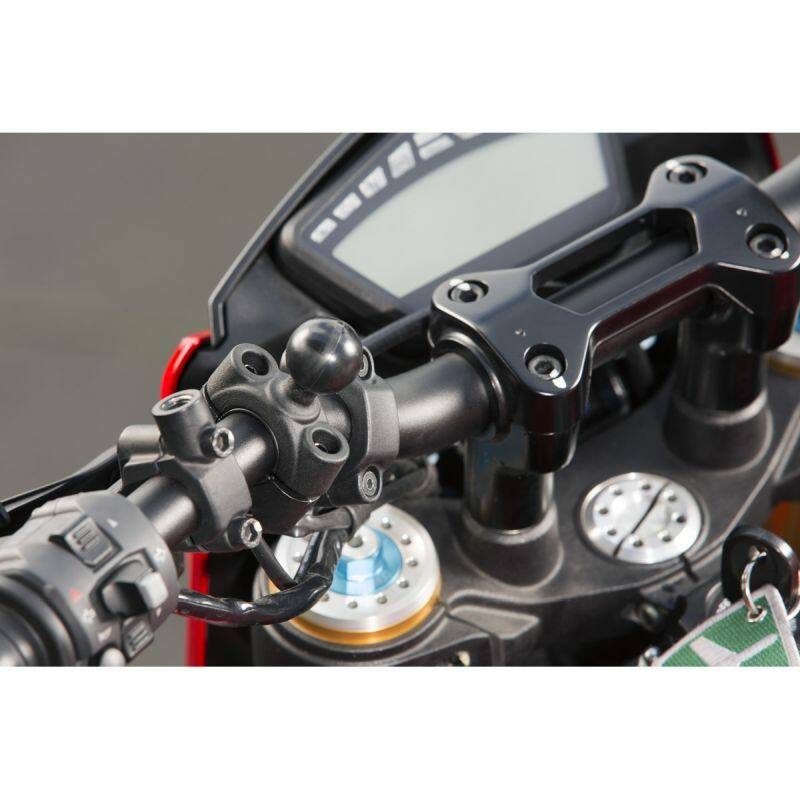 RAM-B-408-75-1U RAM® Torque™ Medium Rail Base - B Size installed on handlebars
