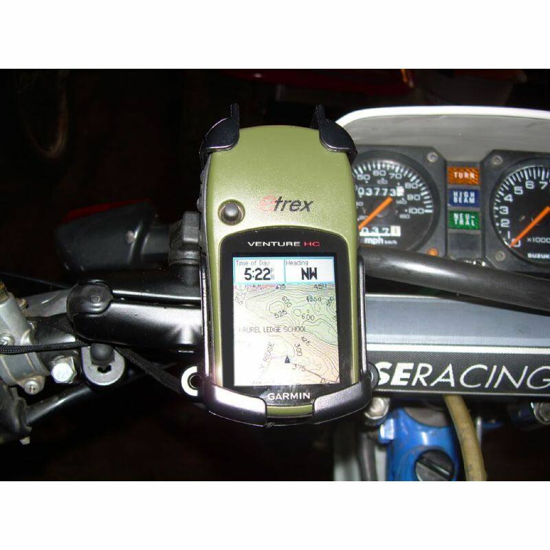 RAP-274-1-GA16 RAM® EZ-On/Off™ Bicycle Mount for Garmin Vista + More installed