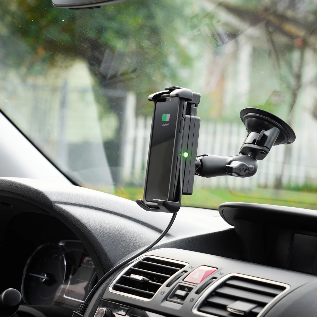 RAM-B-166-UN14W-1 Quick-Grip 15W waterproof wireless charging suction cup mount