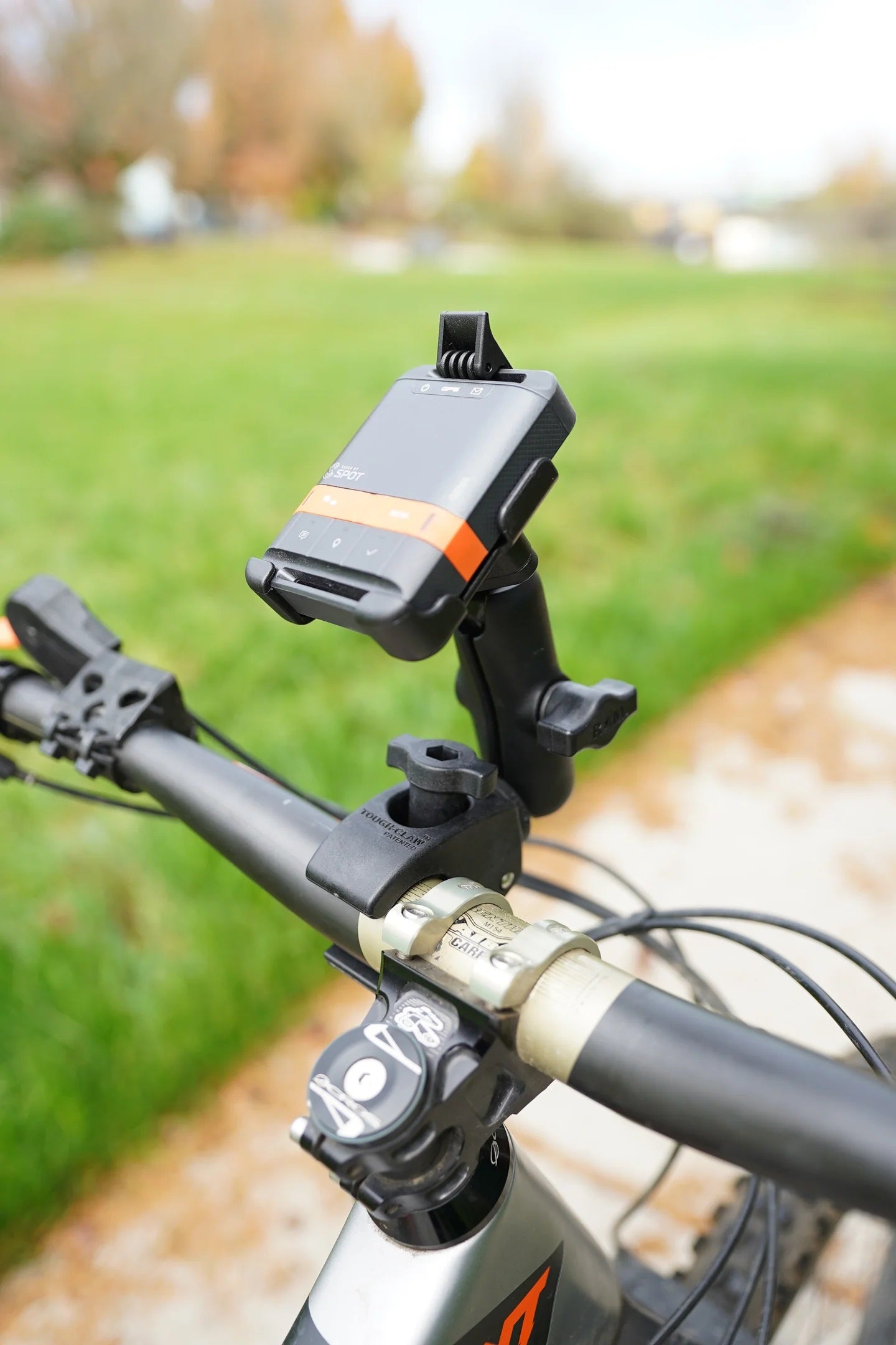 RAM GPS Cradle - Spot Gen4 GPS with Tough-Claw Small Clamp Mount